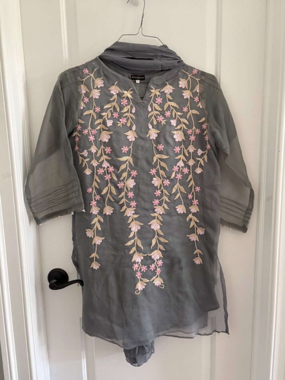 Pakistani Women's 3 Piece Embroidered Shalwar Kameez